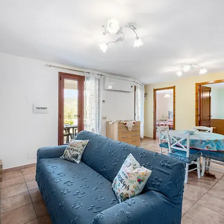 Holiday home Casa Oleandro Buggerru